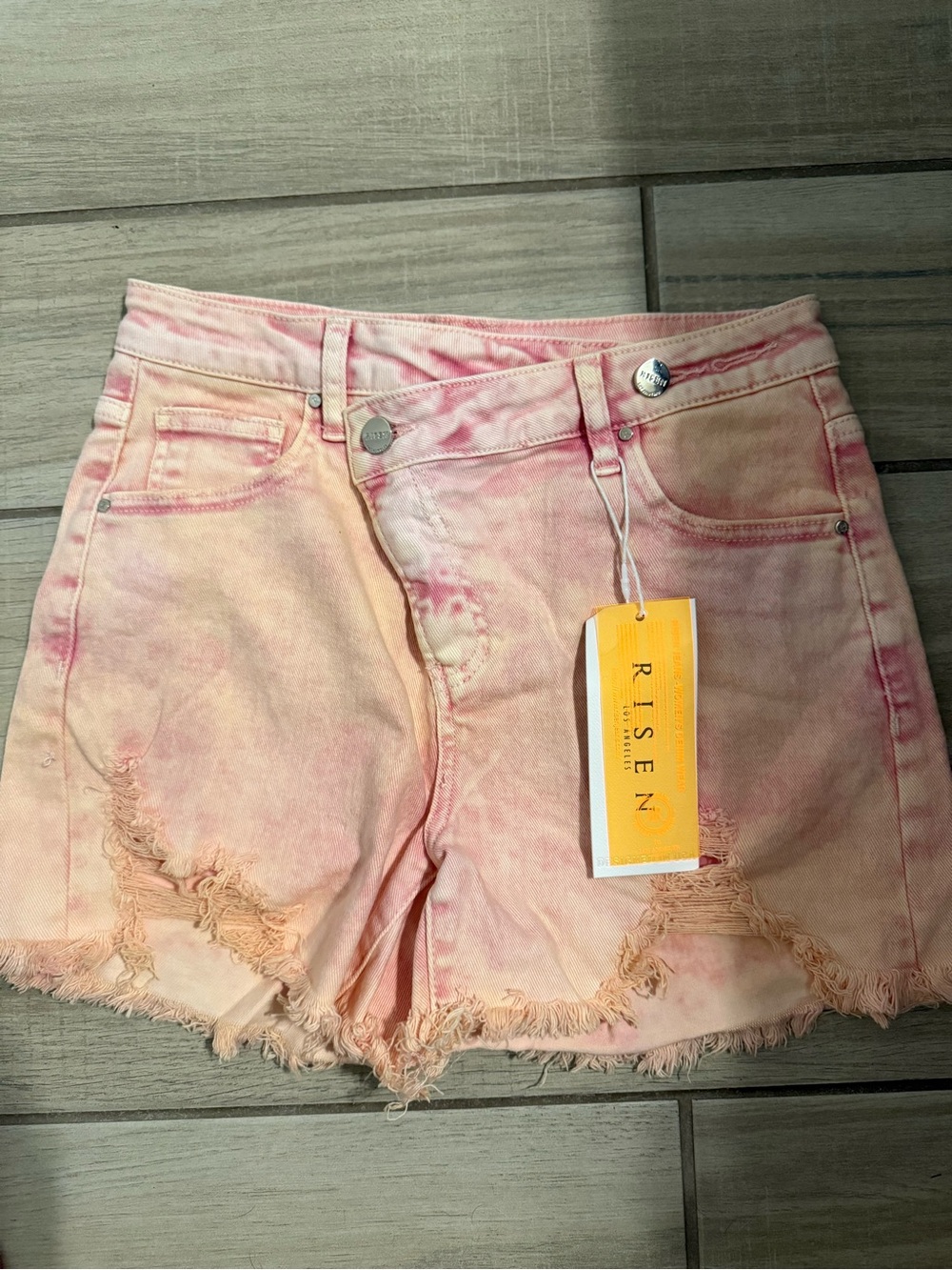 Risen Pink/peach Tie-Dye Frayed Hem Women's Denim Shorts size Small NWT